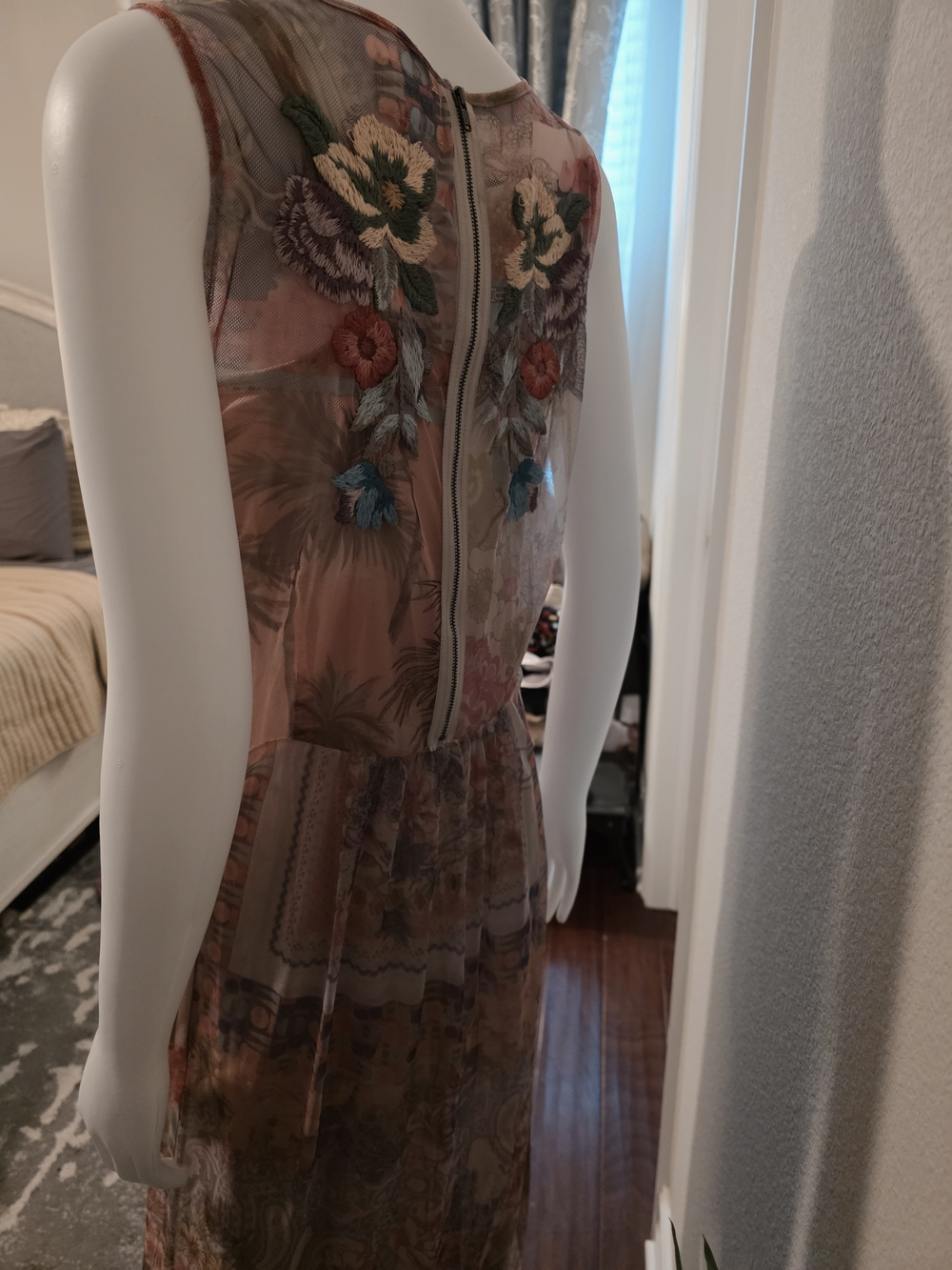 Johnny Was Floral Embroidered Sleeveless Mesh Dress - Multicolor Size M - Picture 7 of 12